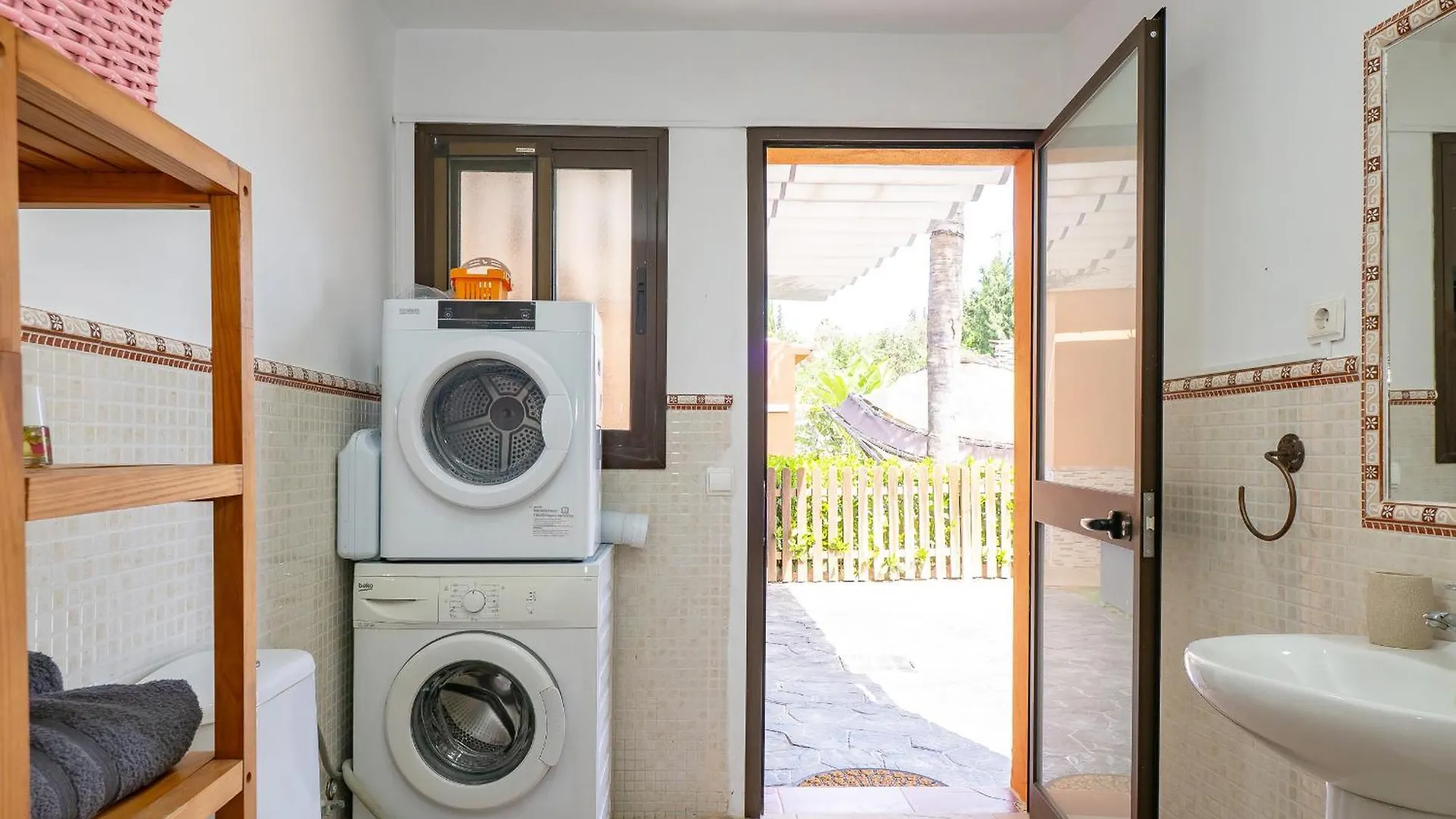 Cubo'S Villa Lula Cartama Holiday home